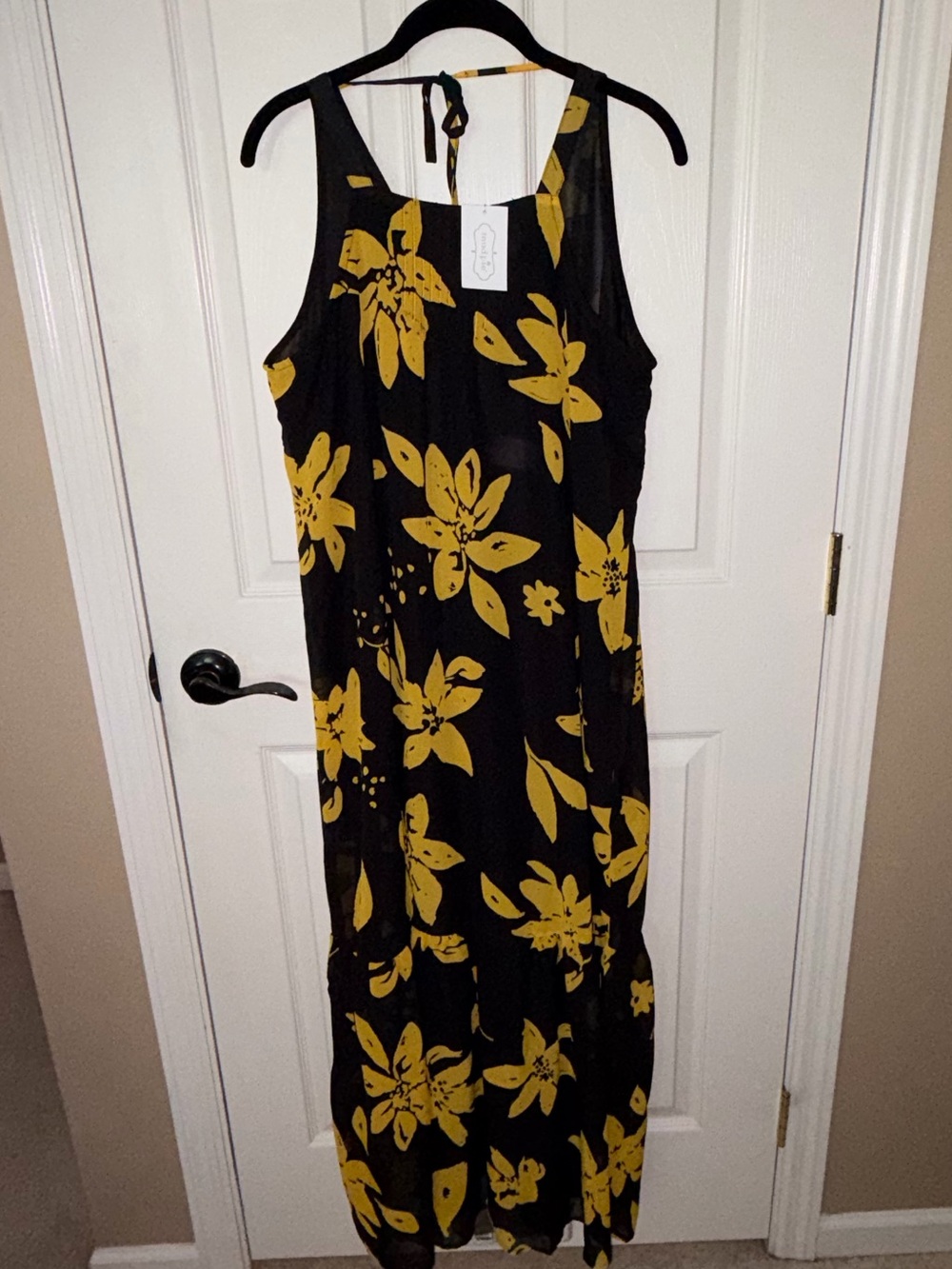 Mudpie Black Sleeveless Maxi Dress with Yellow Floral Print ✨🆕